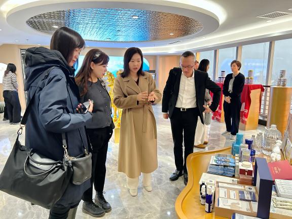 多国客商齐聚旺源，共绘骆驼产业国际合作新蓝图！